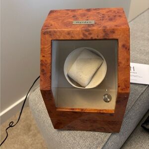 Heiden Japanese Walnut electricity and battery operated Watch Winder